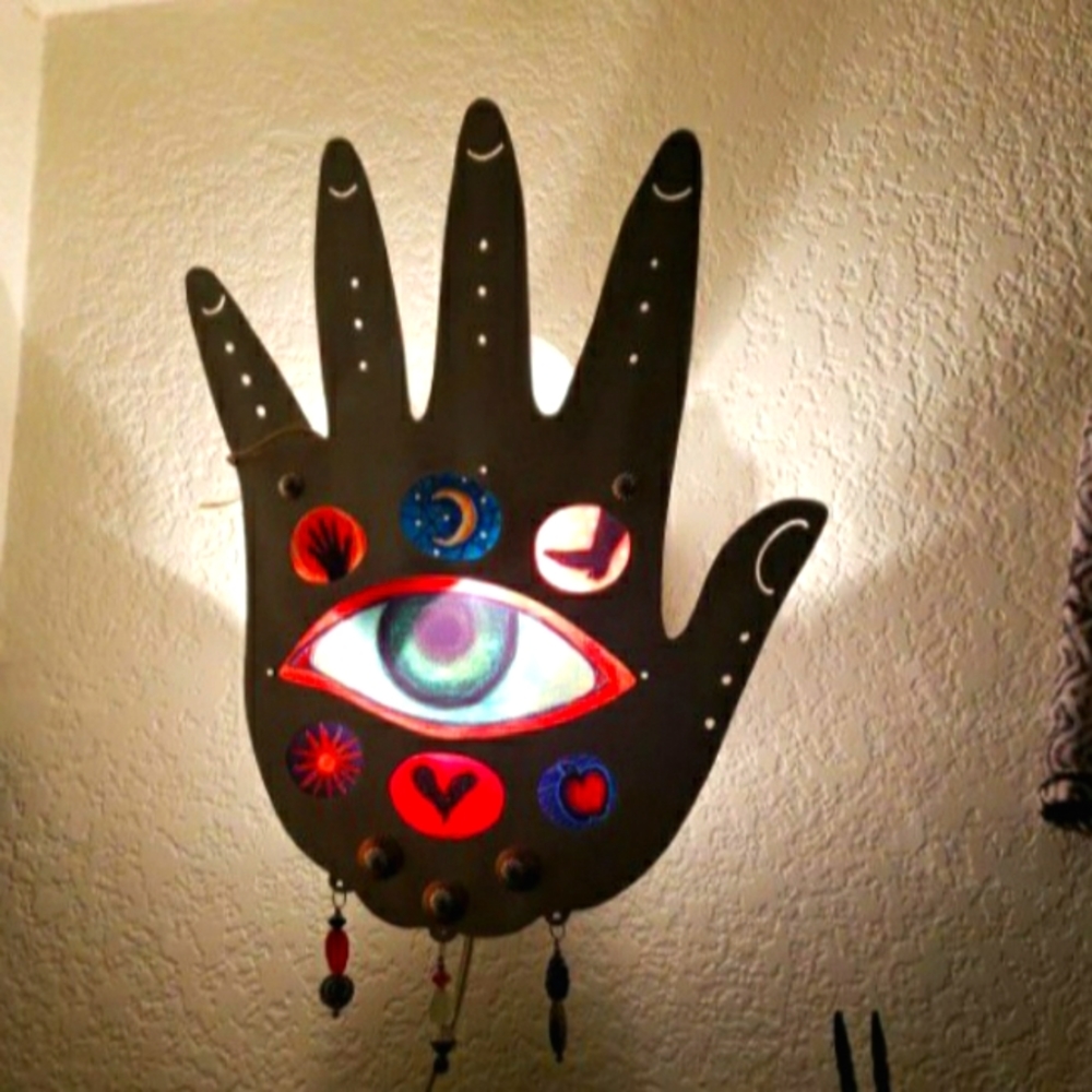 Fortune telling light